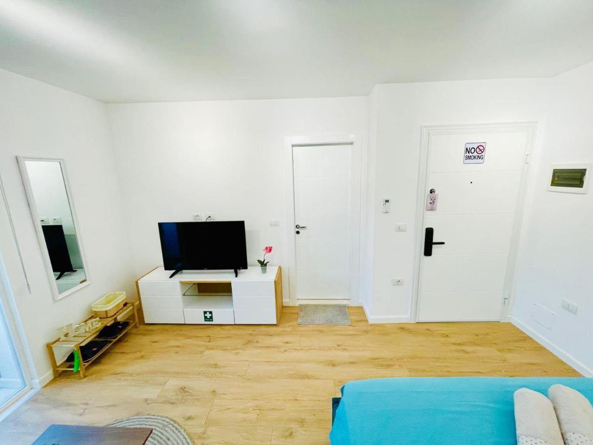 Central Studio Apartment 1, Tirana Exterior foto